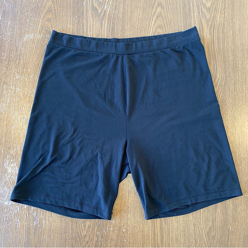 American Eagle Black 7” Bike Shorts